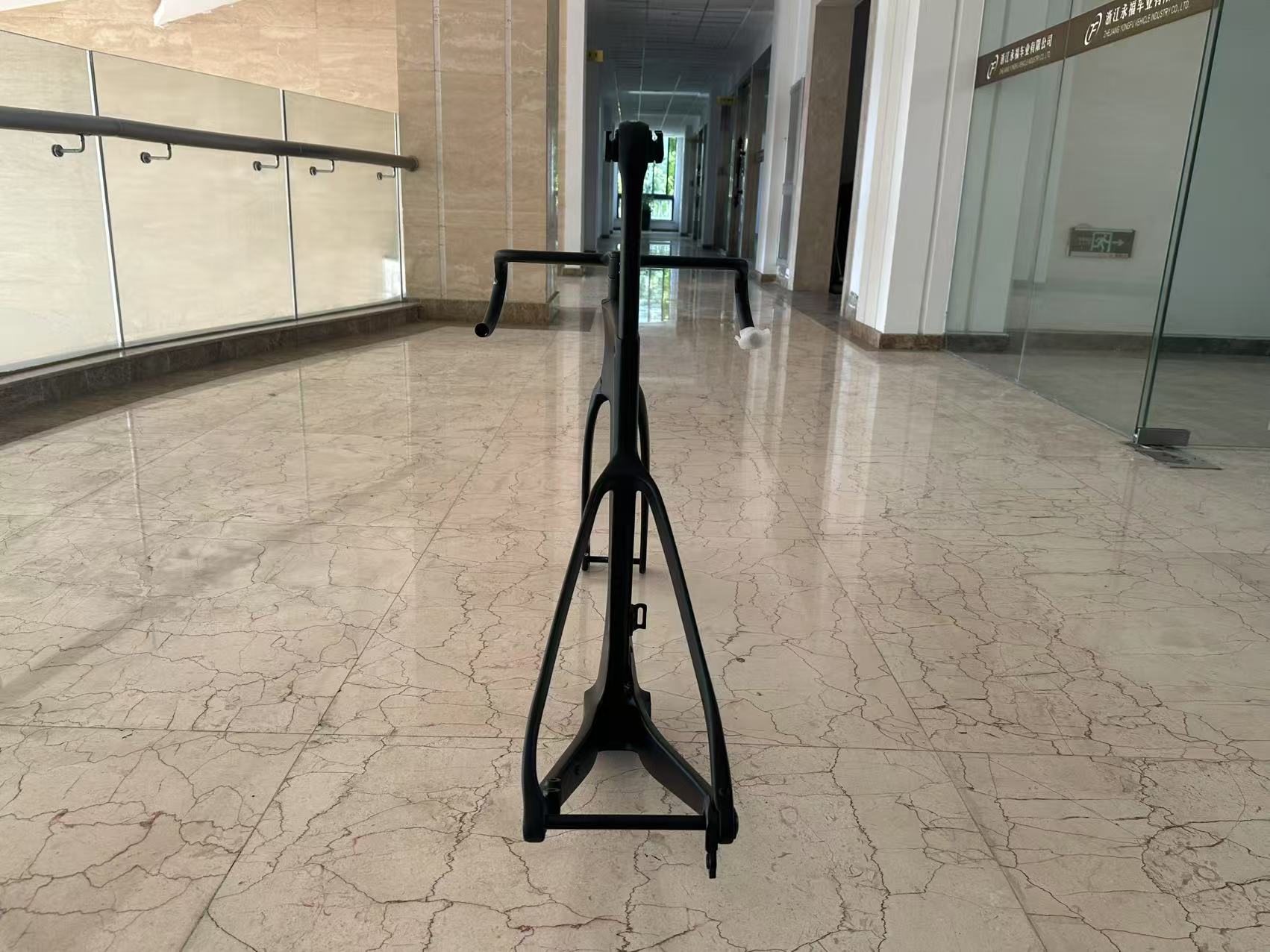 Rower szosowy 700C, 24 przełoż – Carbon Bike Frame recenzja i cena